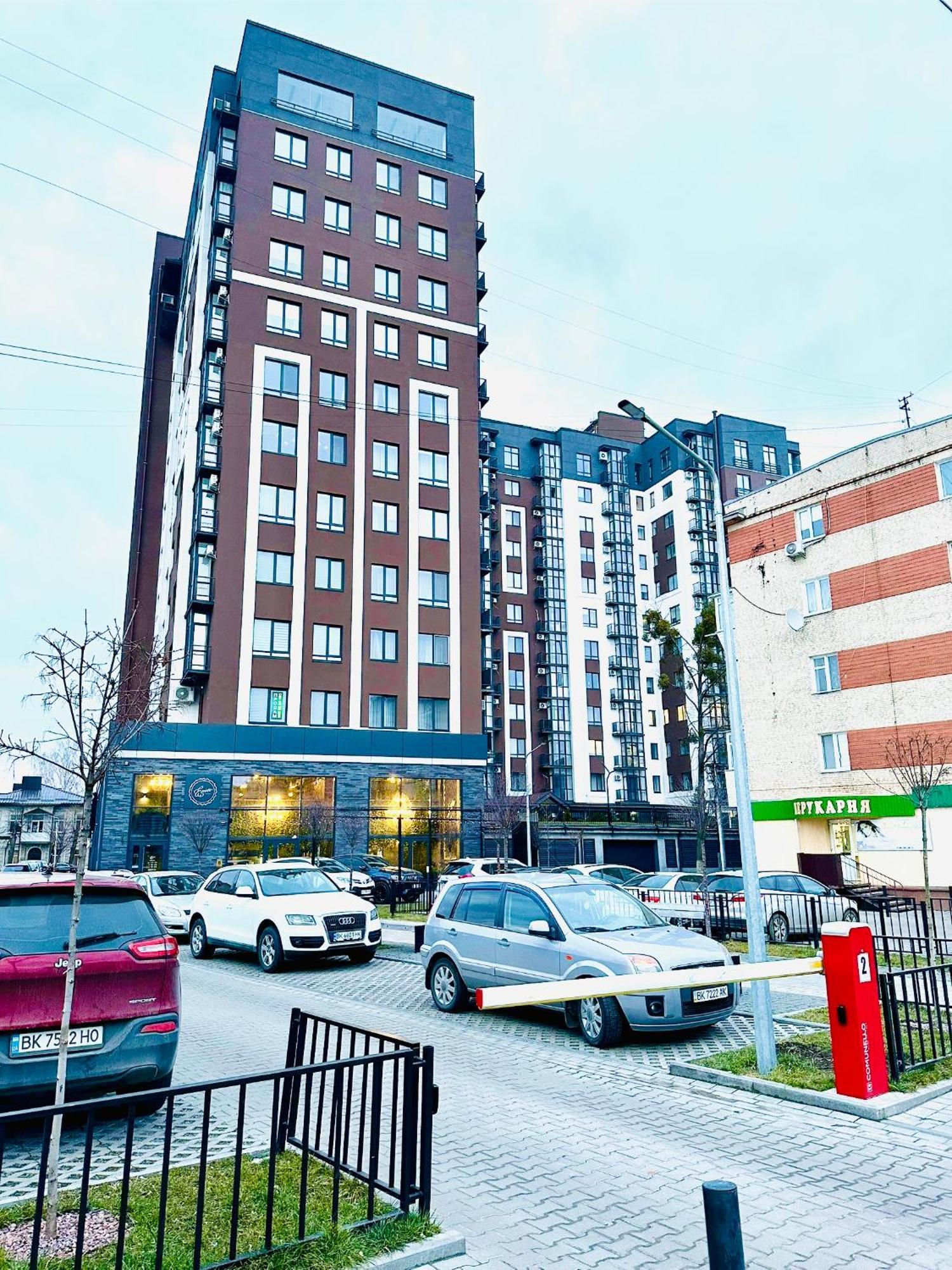 Comfortable With A Coffee Machine In The Centre, Zlata Plaza
